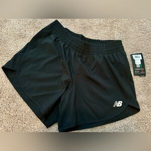 New Balance Accelerate 5 Inch Women Short - Black (Size - Small)